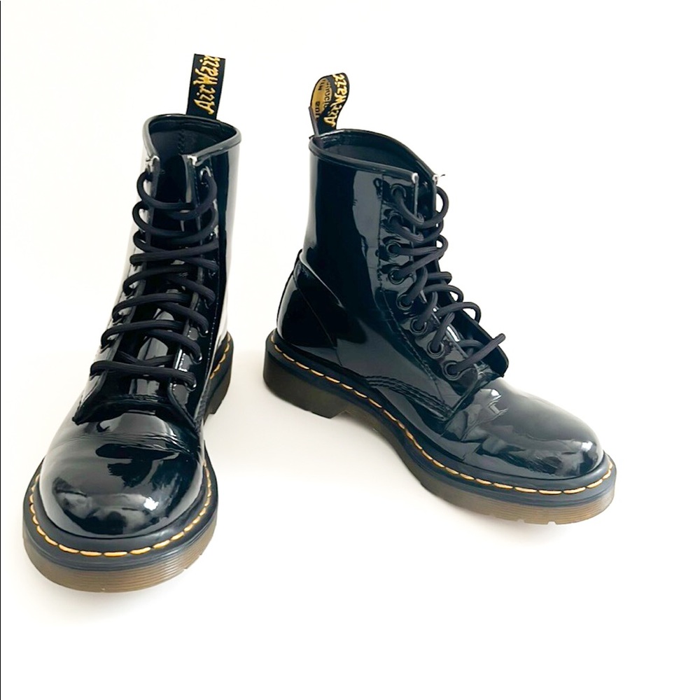 Dr. Martens 1460 Women’s Boot